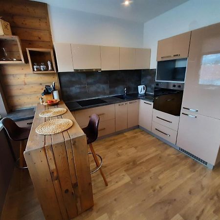 Apartmán Cà Fam Apartman Lipótszentmiklós Kültér fotó