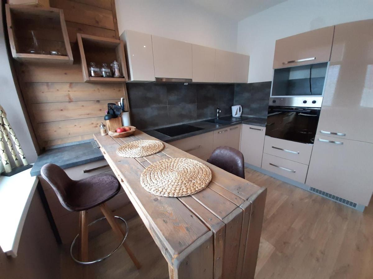 Apartmán Cà Fam Apartman Lipótszentmiklós Kültér fotó